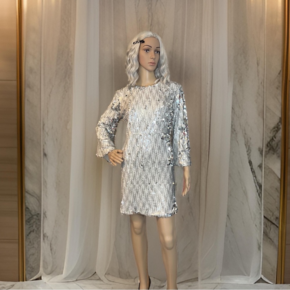 Dress The Population NWOT Statement Silver Sequined Bell Sleeve Mini (0477) - Picture 8 of 11